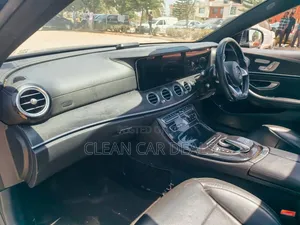 Mercedes-Benz E250 2016 Black