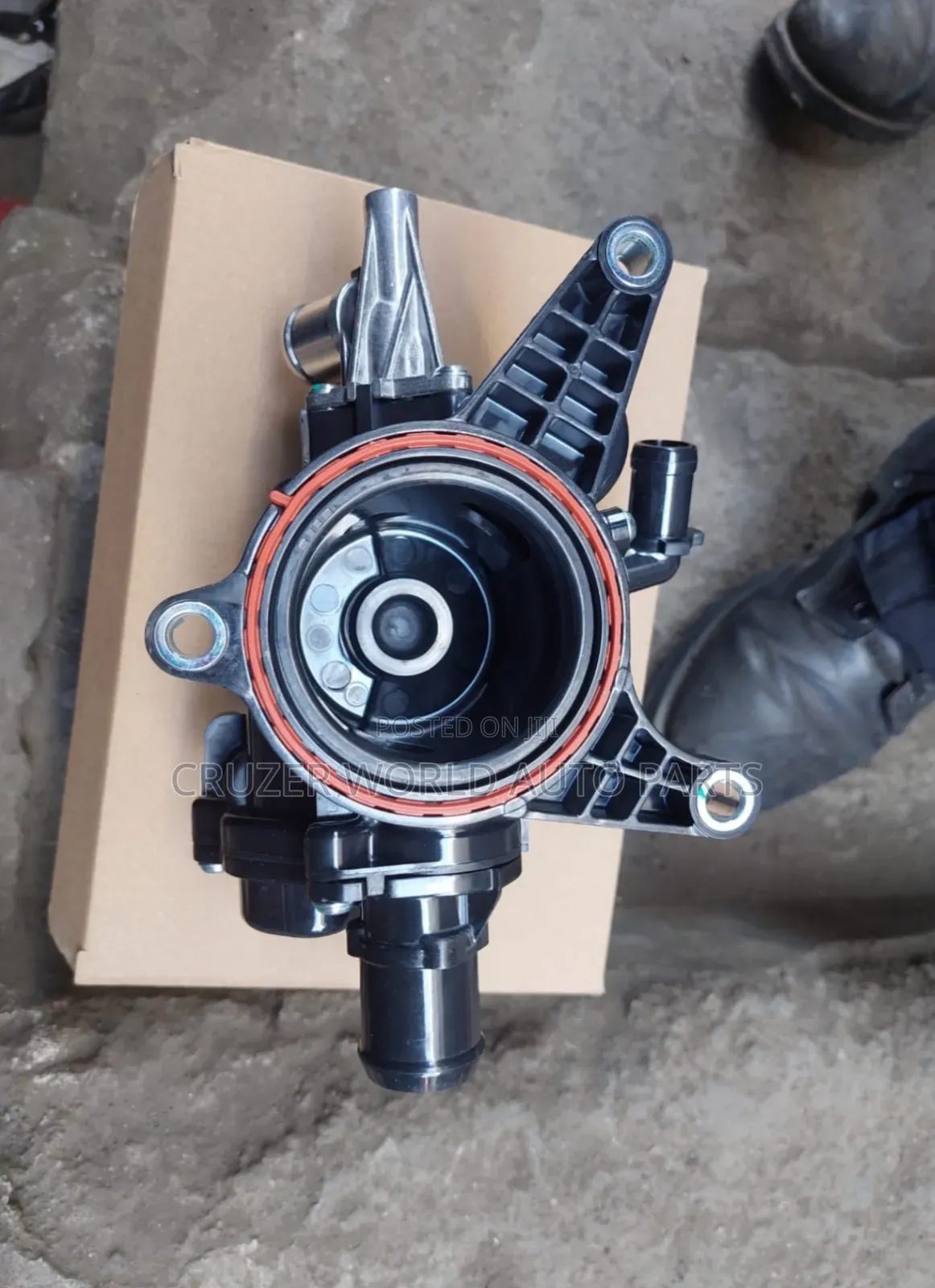 Genuine Thermo Control Valve for Subaru Sk9