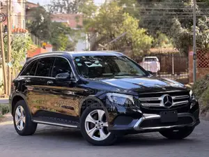 Mercedes-Benz GLC-Class 2019 Black
