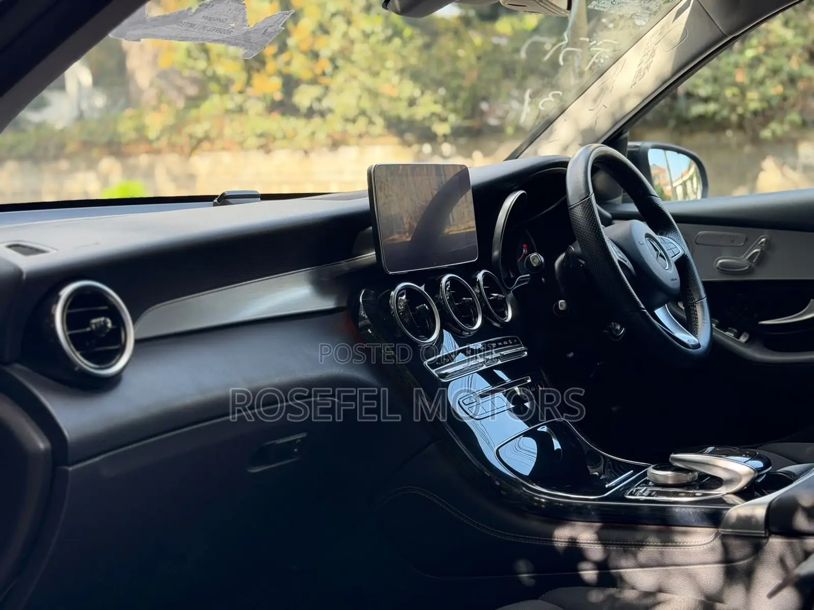 Mercedes-Benz GLC-Class 2019 Black
