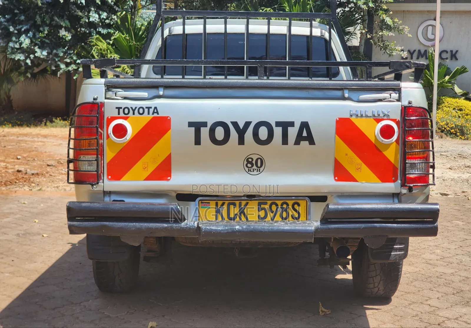 Toyota Hilux 2008 Gray