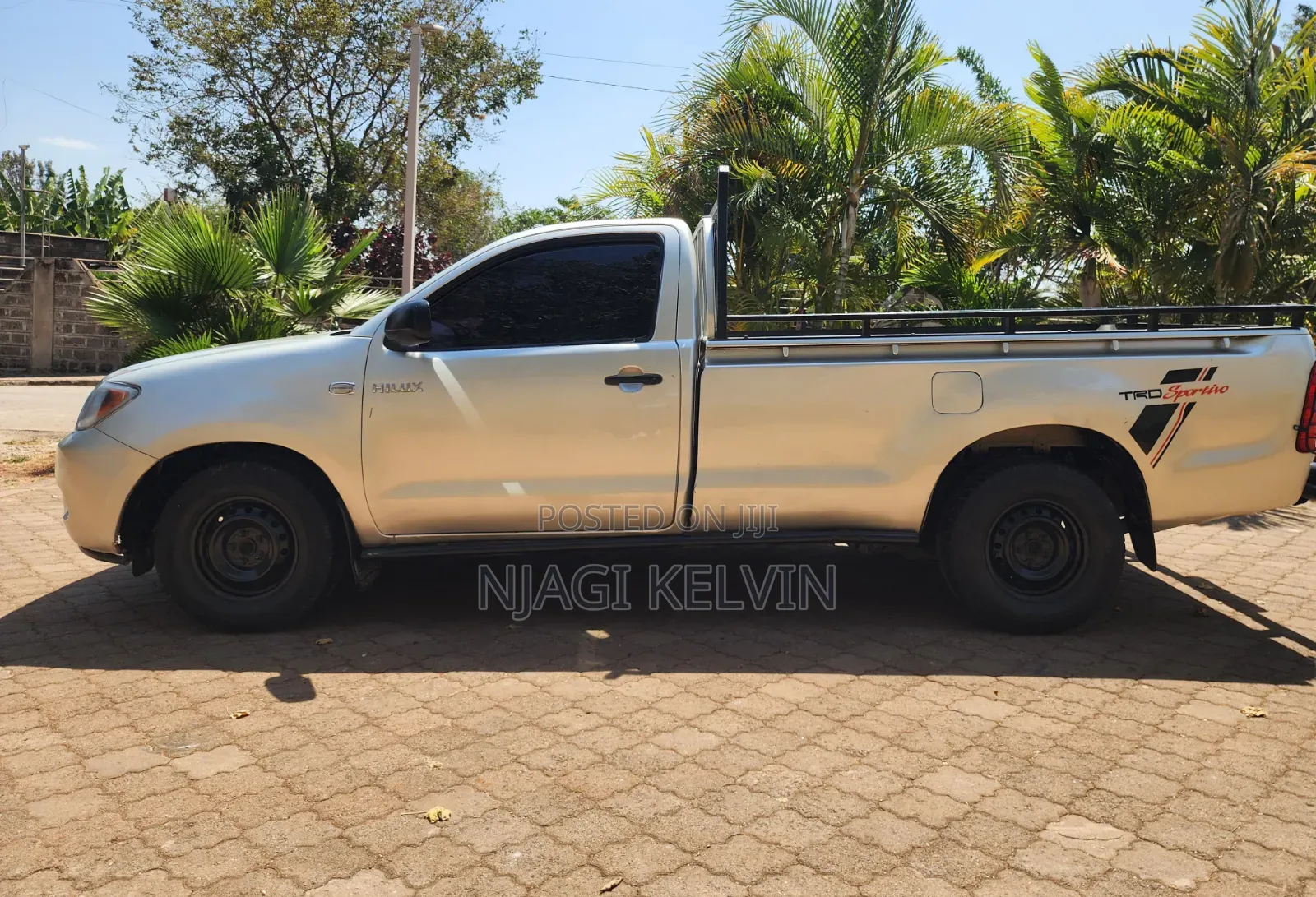 Toyota Hilux 2008 Gray