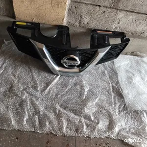 Nissan X-Trail NT32 Grille With Chrome, Ex Japan
