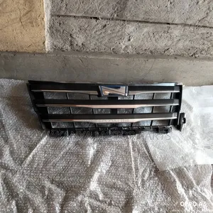 Toyota Noah New Model 2015/2018 Grille Complete With Logo, Ex Japan