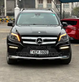 Mercedes-Benz GL-Class 2013 Brown