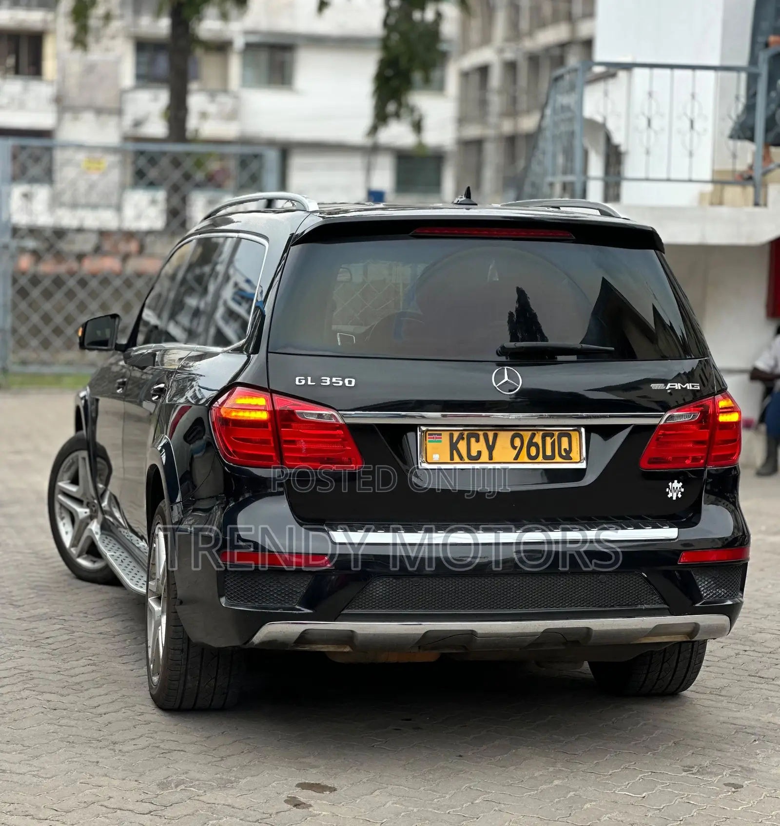Mercedes-Benz GL-Class 2013 Brown