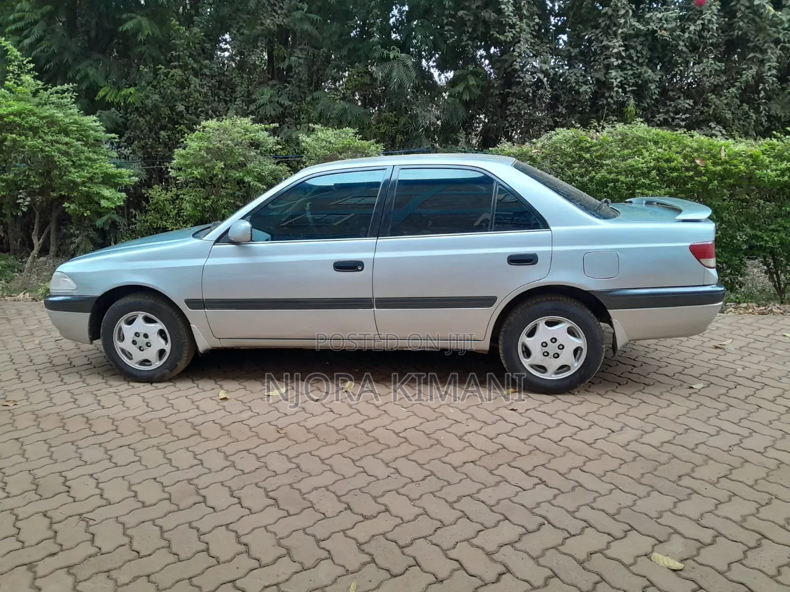 Toyota Carina 1995 Silver