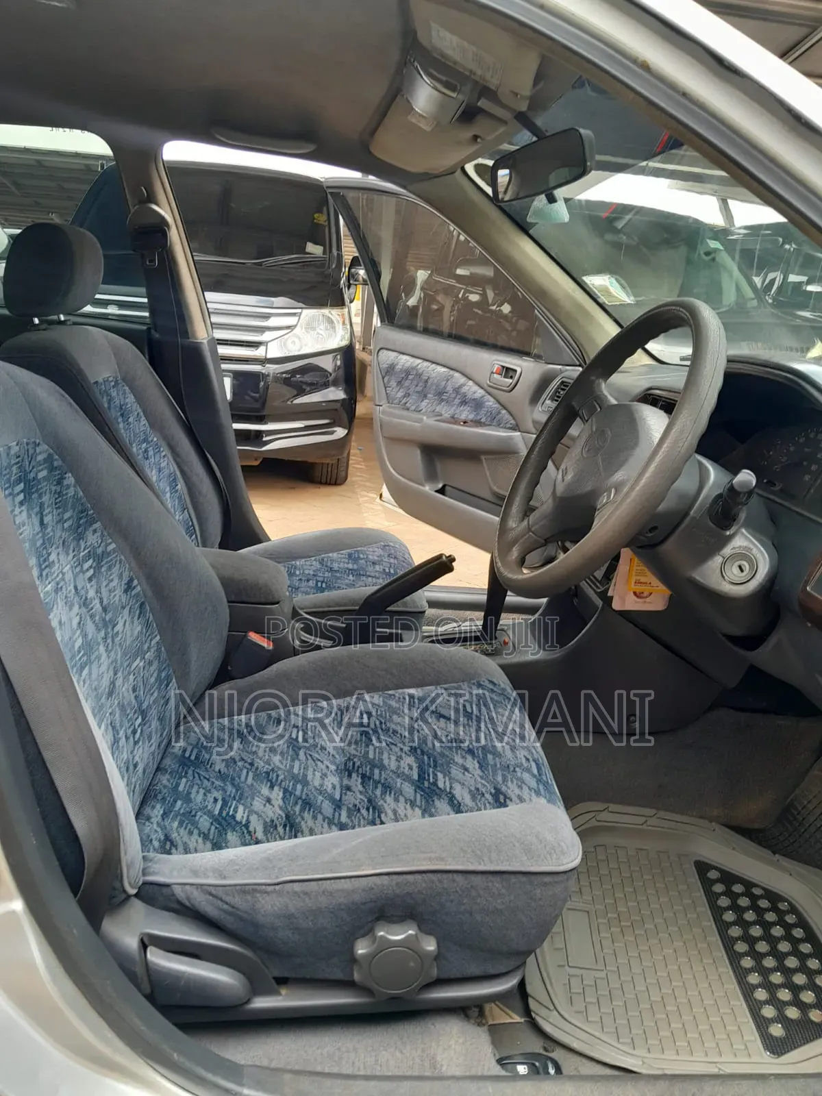 Toyota Carina 1995 Silver