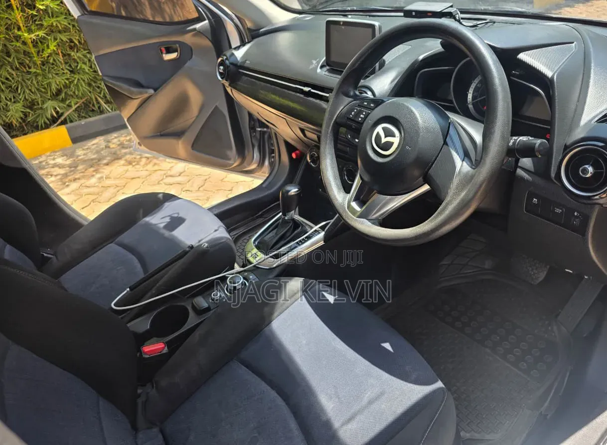 Mazda Demio 2016 Gray