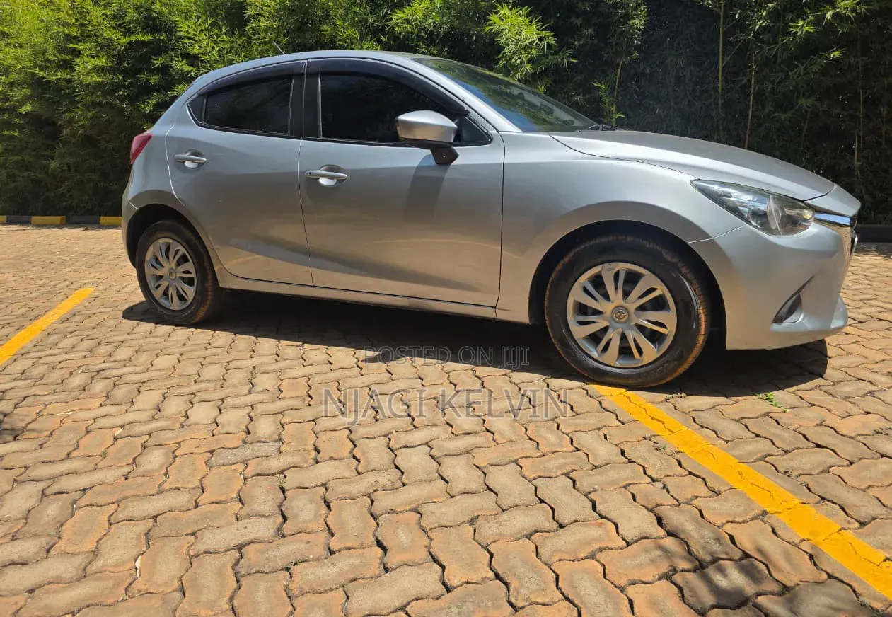 Mazda Demio 2016 Gray