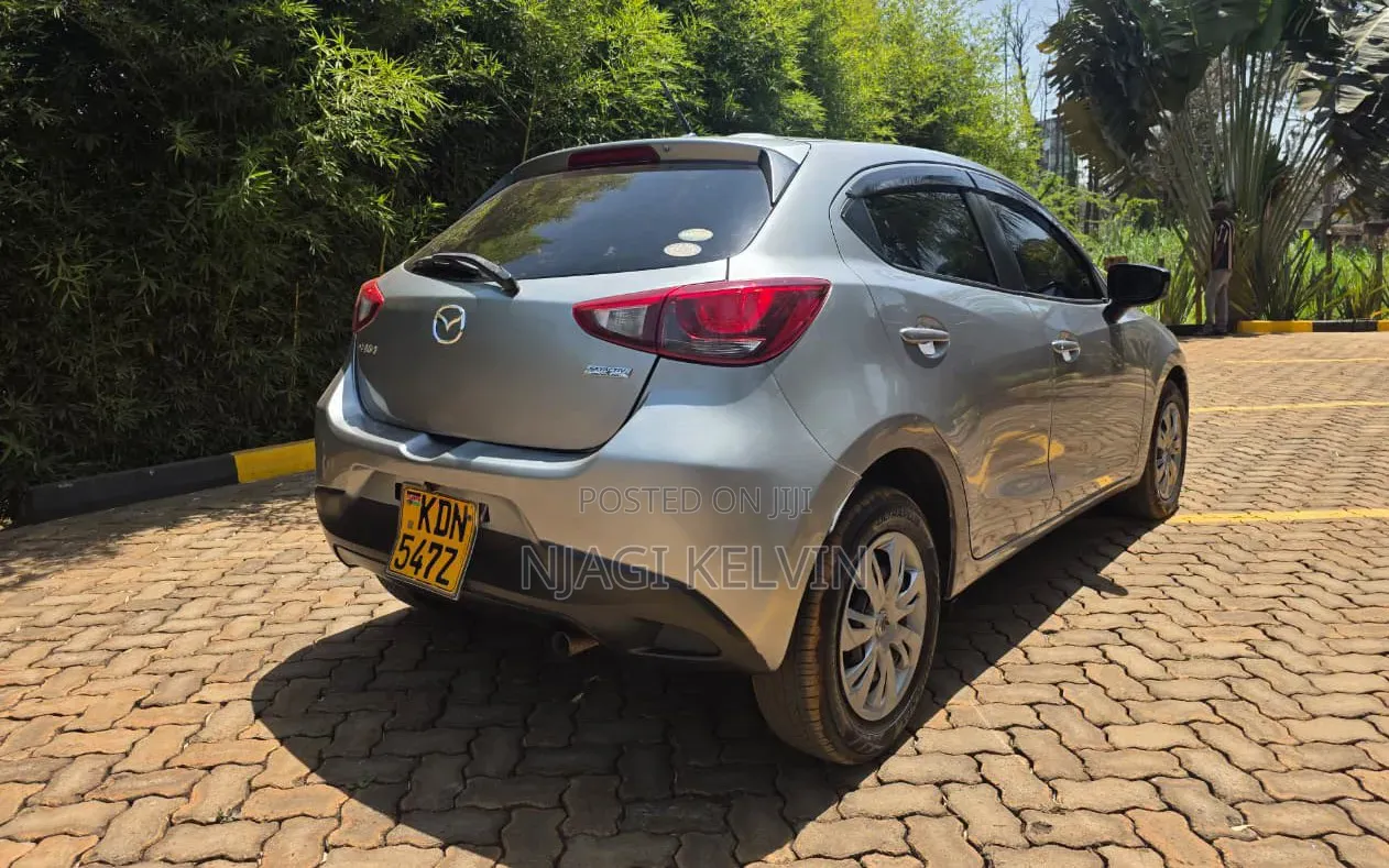 Mazda Demio 2016 Gray
