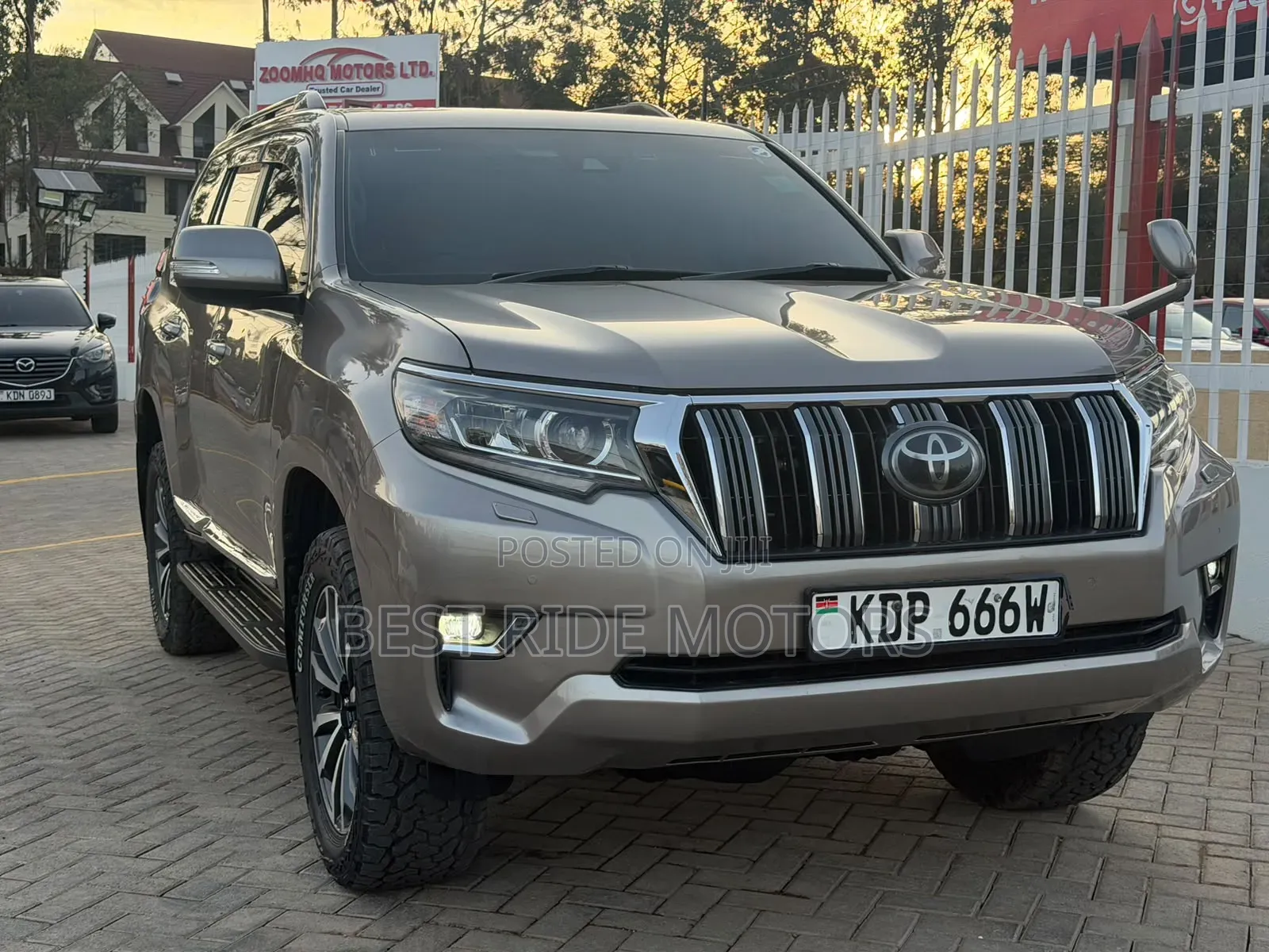 Toyota Land Cruiser Prado 2.7 2019 Gray