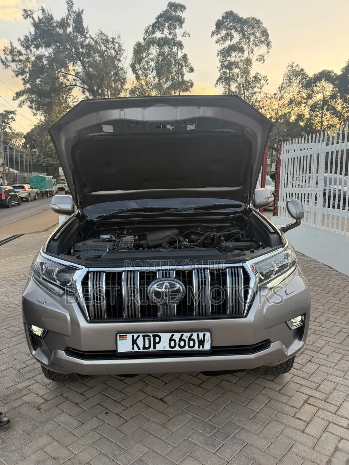 Toyota Land Cruiser Prado 2.7 2019 Gray