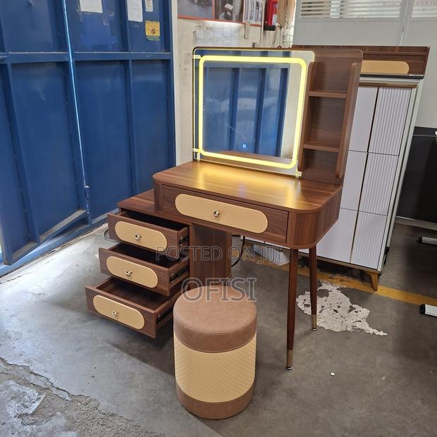 Dressing Table; Modern Brown Dressing Table With Led Light - thumbnail 8