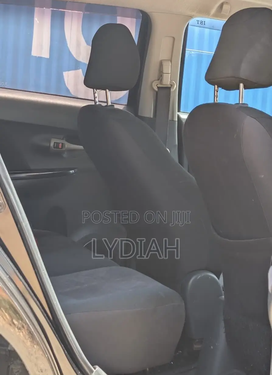 Toyota IST 2008 Black