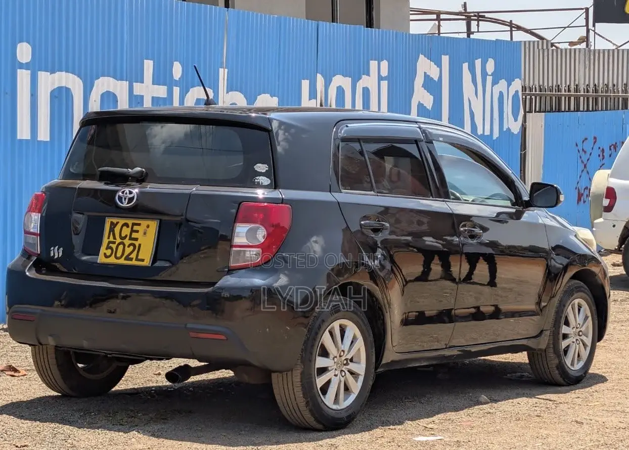 Toyota IST 2008 Black