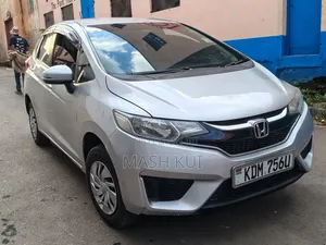 Honda Fit 2017 Silver