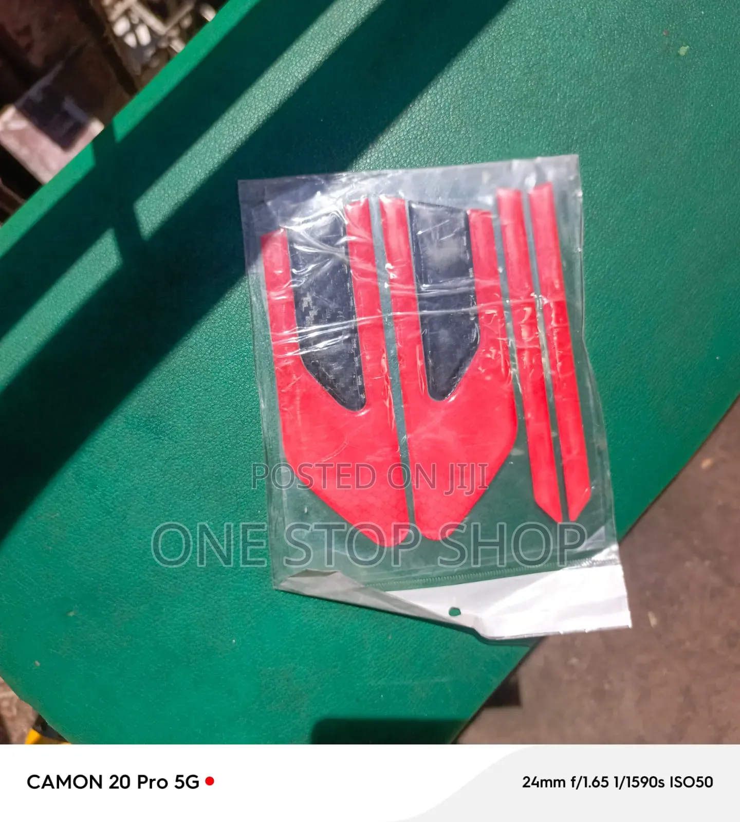 Universal 3D Car Red Reflective Safety Warning Anyi_collision Stickers