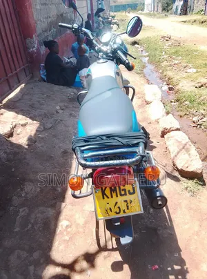 New TVS XL 100 2025 Silver
