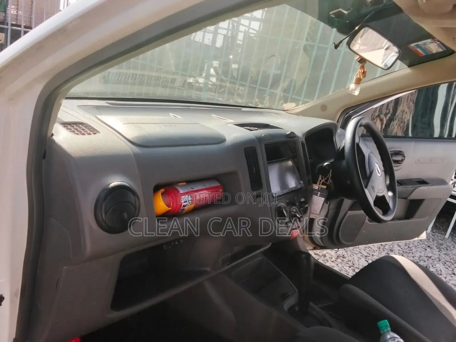 Nissan Advan 2011 White