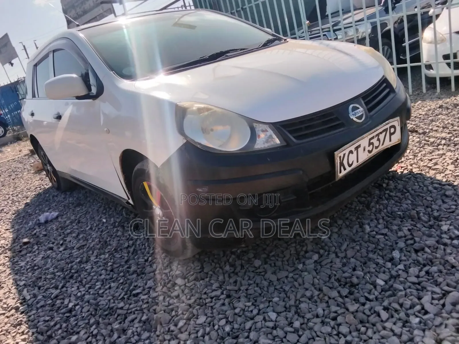 Nissan Advan 2011 White