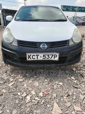 Nissan Advan 2011 White