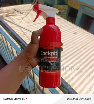 Freshy Deep Look Car Rubber,plastic Falcon Cockpit Milk Restorer