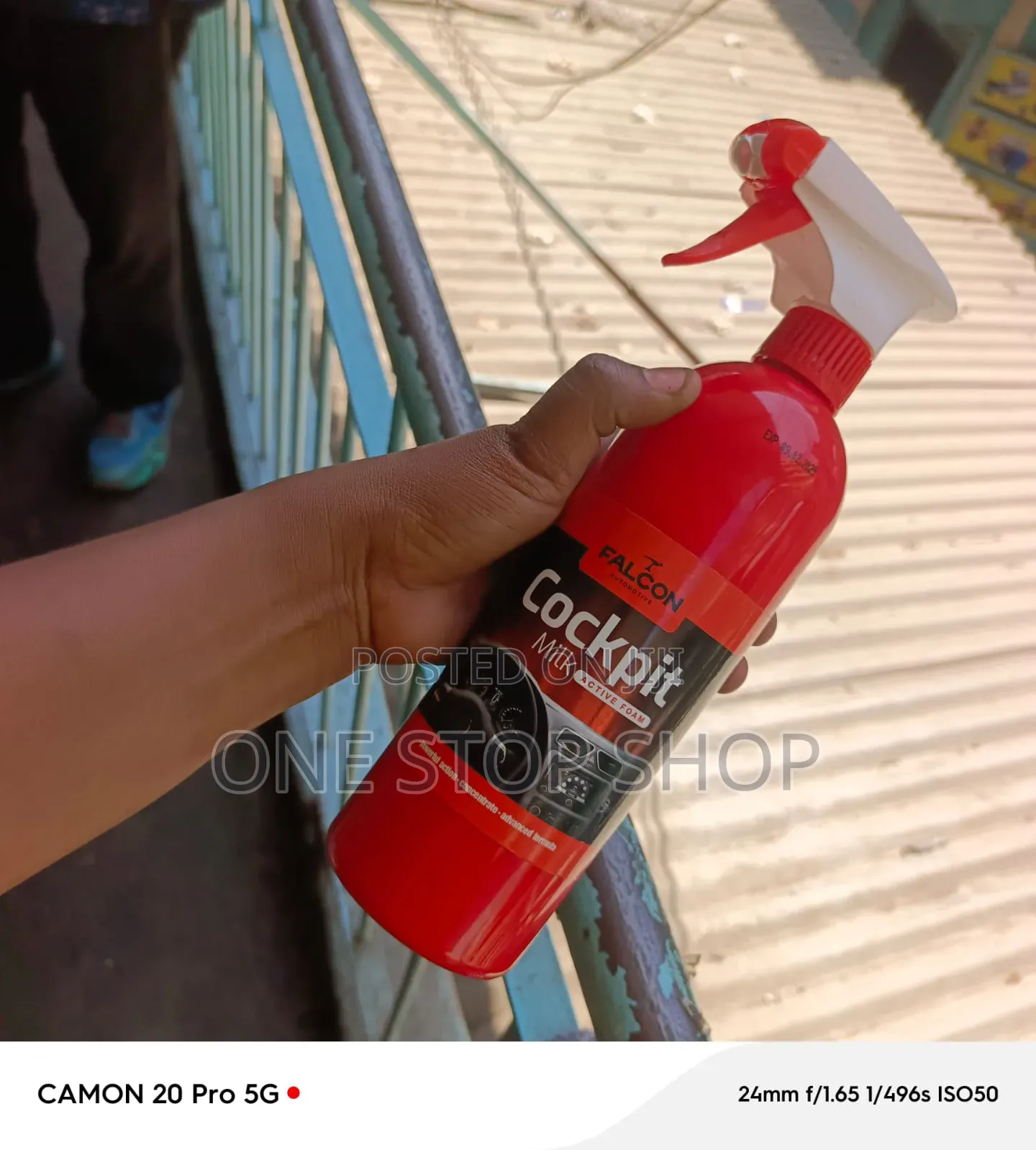 Specialized 750ml Active Foam Falcon Cockpit Milk Cleans,shine,protect