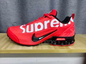 Nike Airmax Supreme “Red White “
Quality Leather