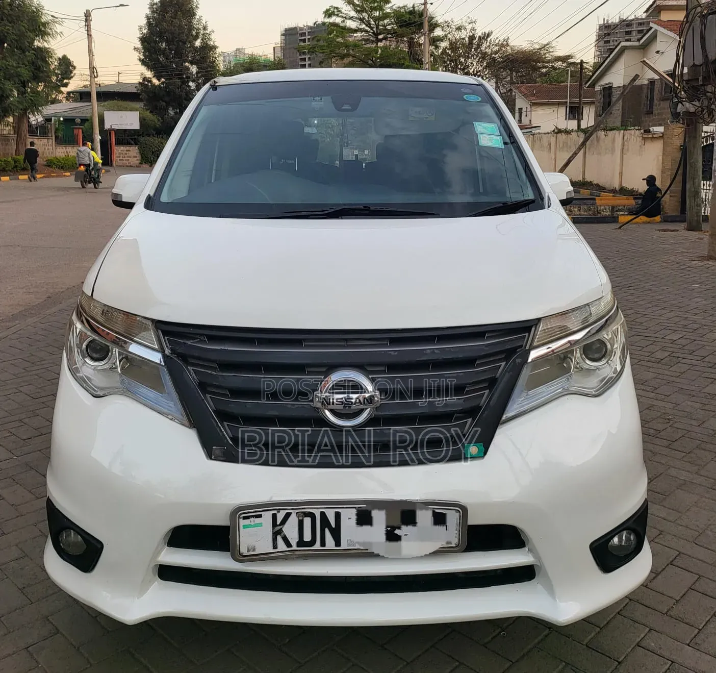 Nissan Serena 2016 White