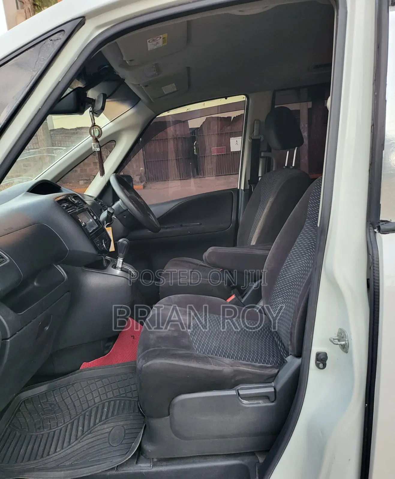 Nissan Serena 2016 White