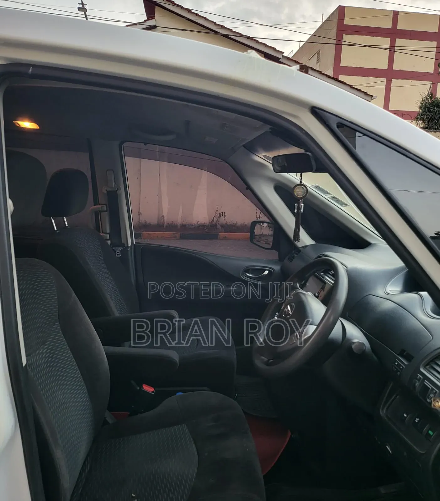 Nissan Serena 2016 White