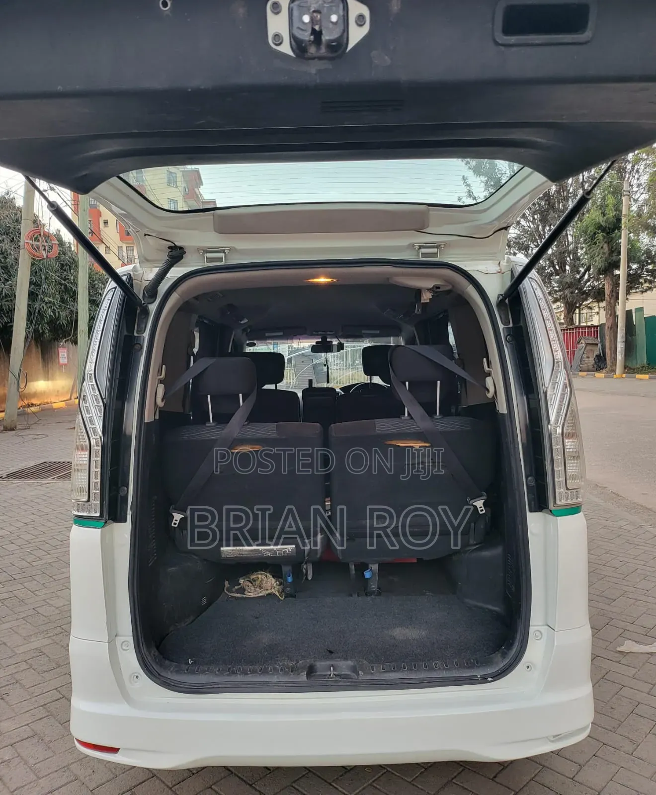 Nissan Serena 2016 White