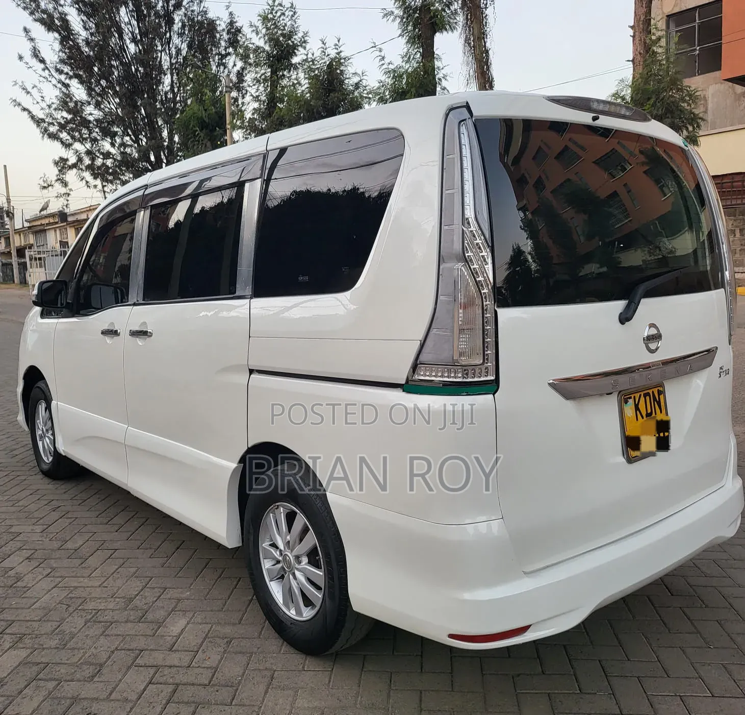 Nissan Serena 2016 White