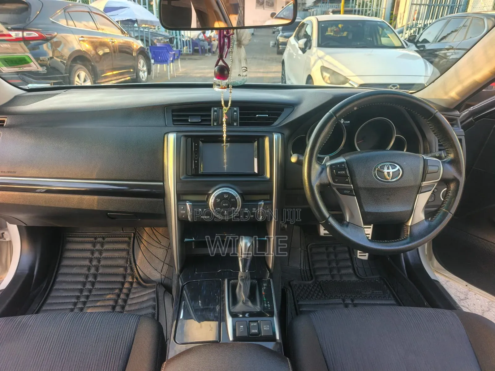 Toyota Mark X 2014 White