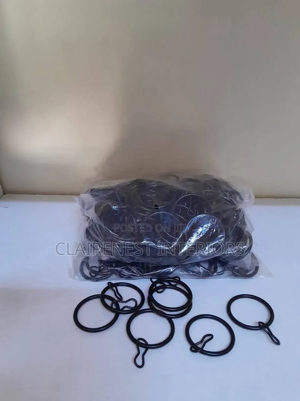 Elegant Black and Antique Rings That Bring Your Curtain Décor Together