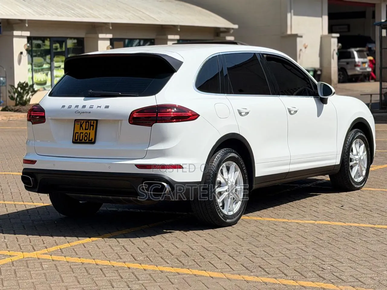 Porsche Cayenne 2015 White