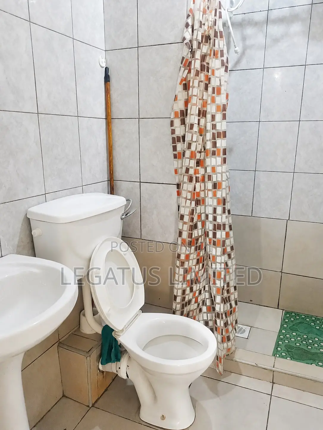 Spacious Poolside 2BR | WiFi Parking | Legatus