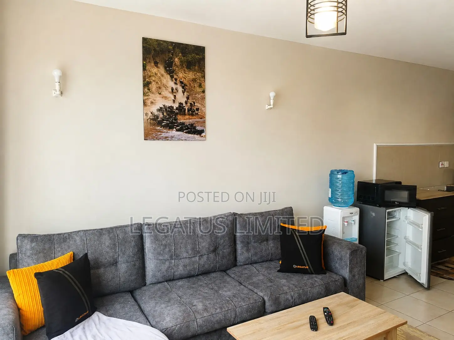 Spacious Poolside 2BR | WiFi Parking | Legatus