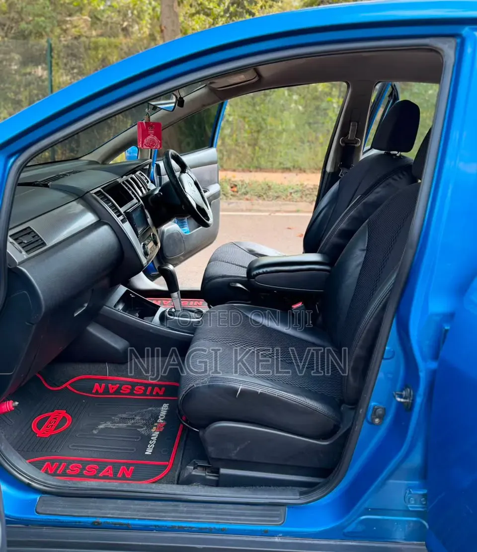 Nissan Tiida 2009 Blue