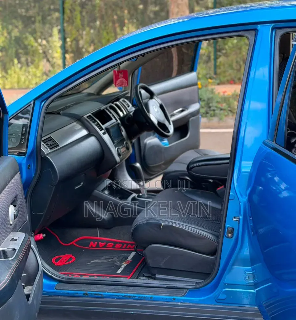 Nissan Tiida 2009 Blue