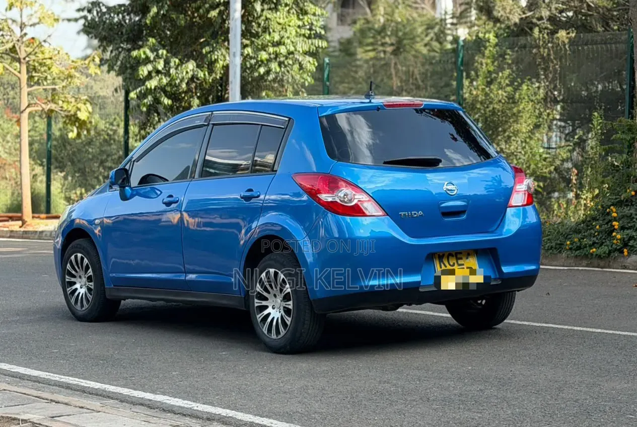 Nissan Tiida 2009 Blue