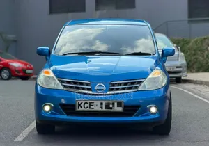 Nissan Tiida 2009 Blue