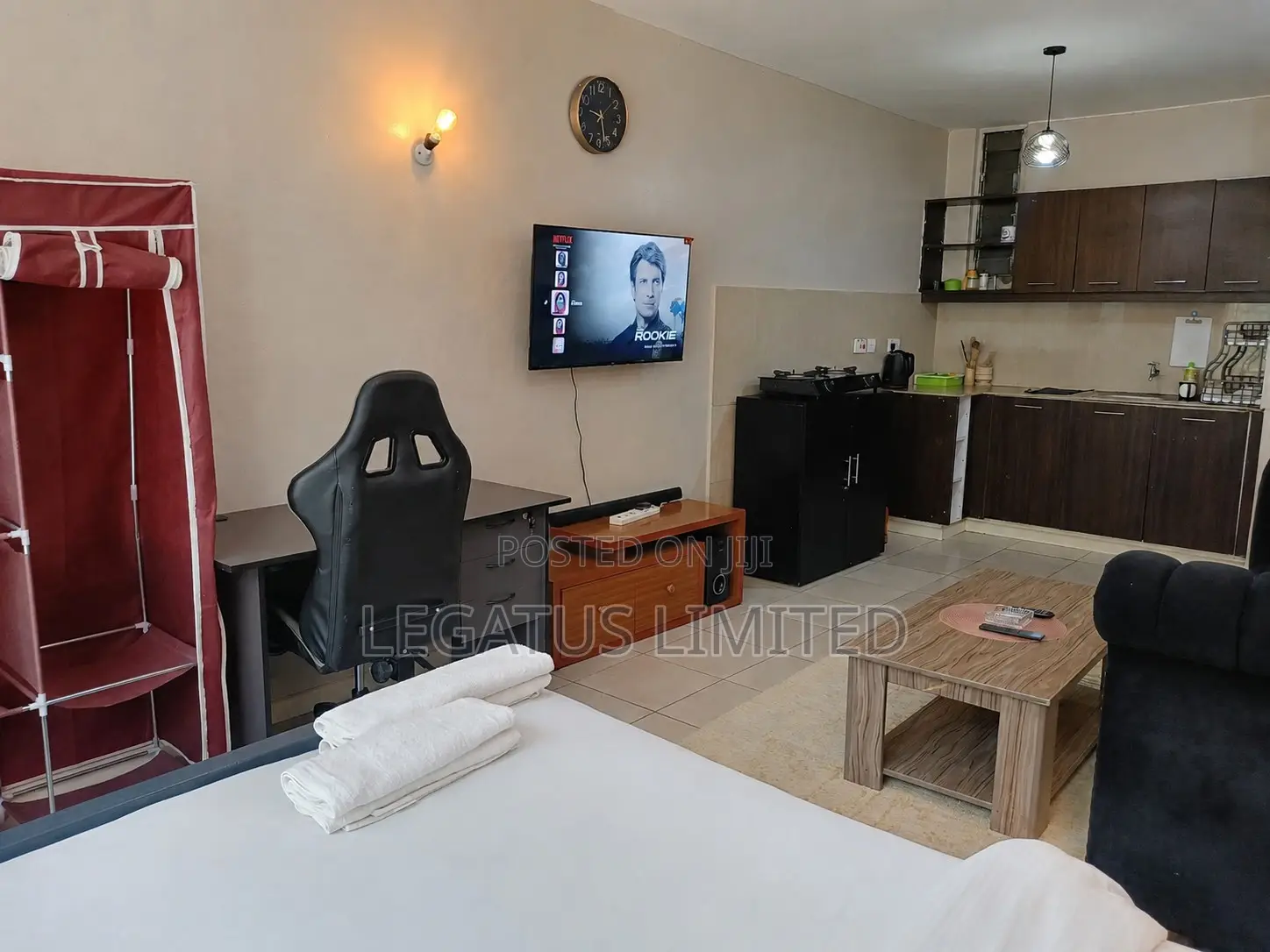 Spacious Rongai Studio With Pool | Parking | WiFi