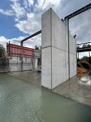 Meva Dam Formwork Wall, Deck