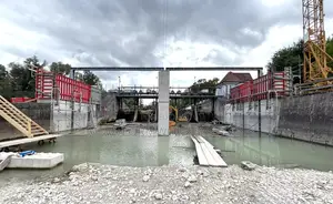 Meva Dam Formwork Wall, Deck