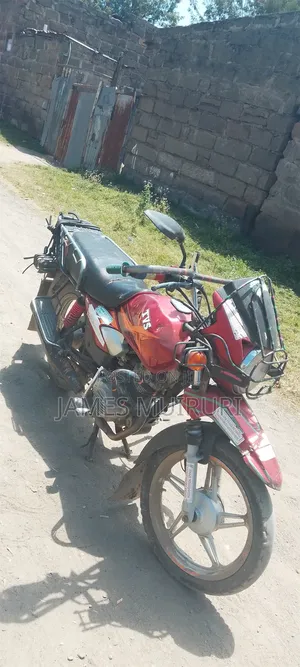 TVS 2022 Red