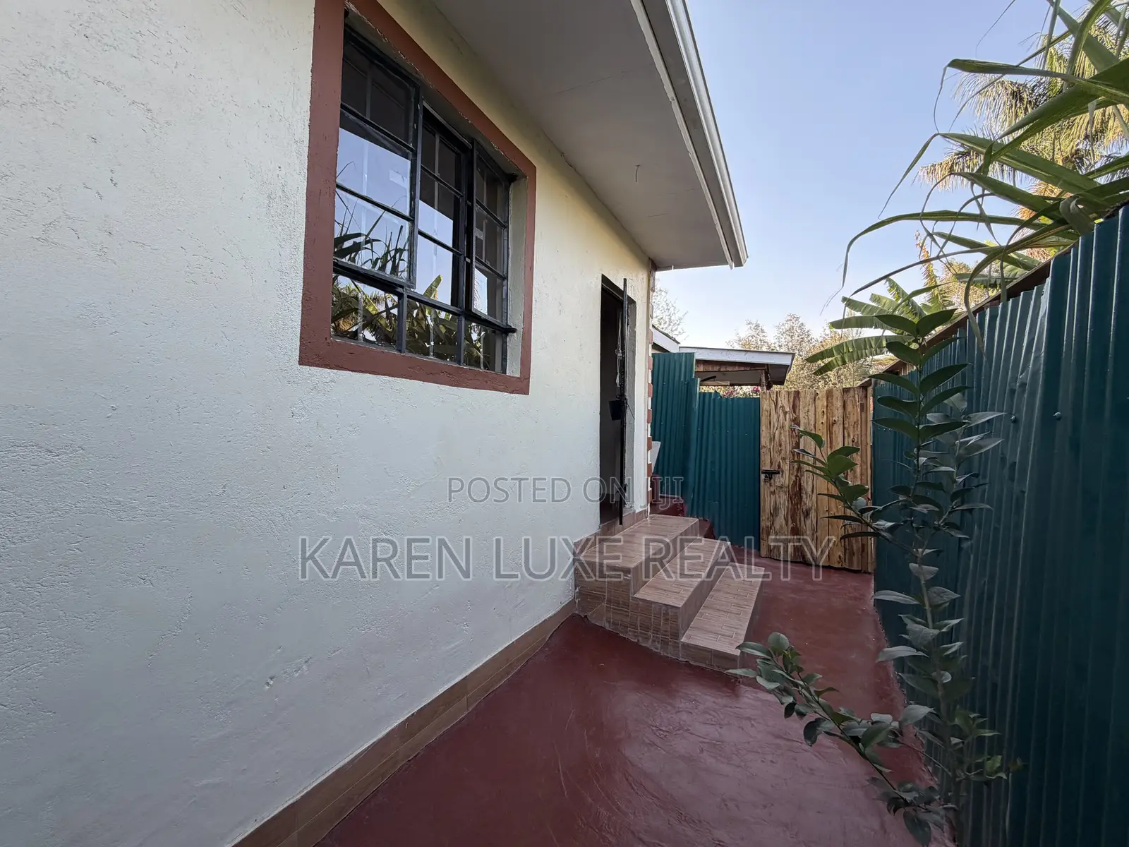 2bdrm Bungalow in Karen for rent