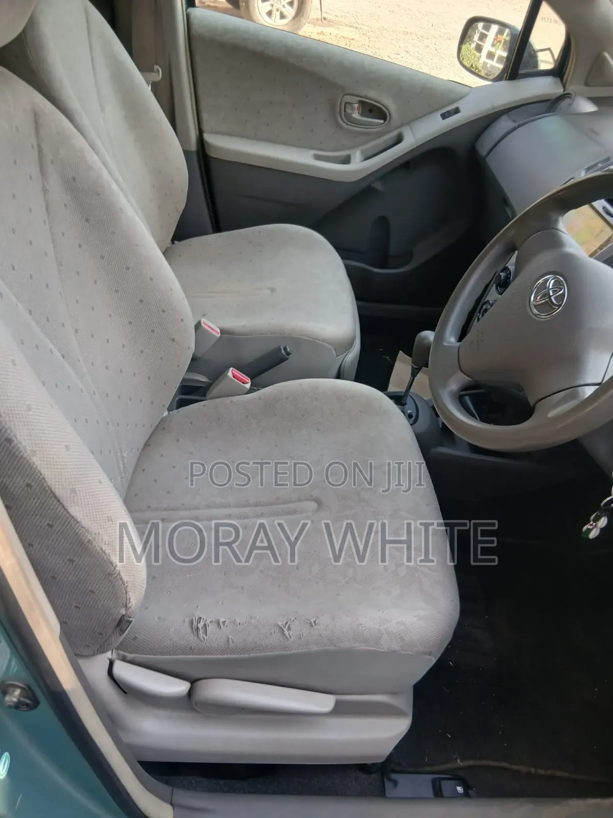 Toyota Vitz 2009 Blue