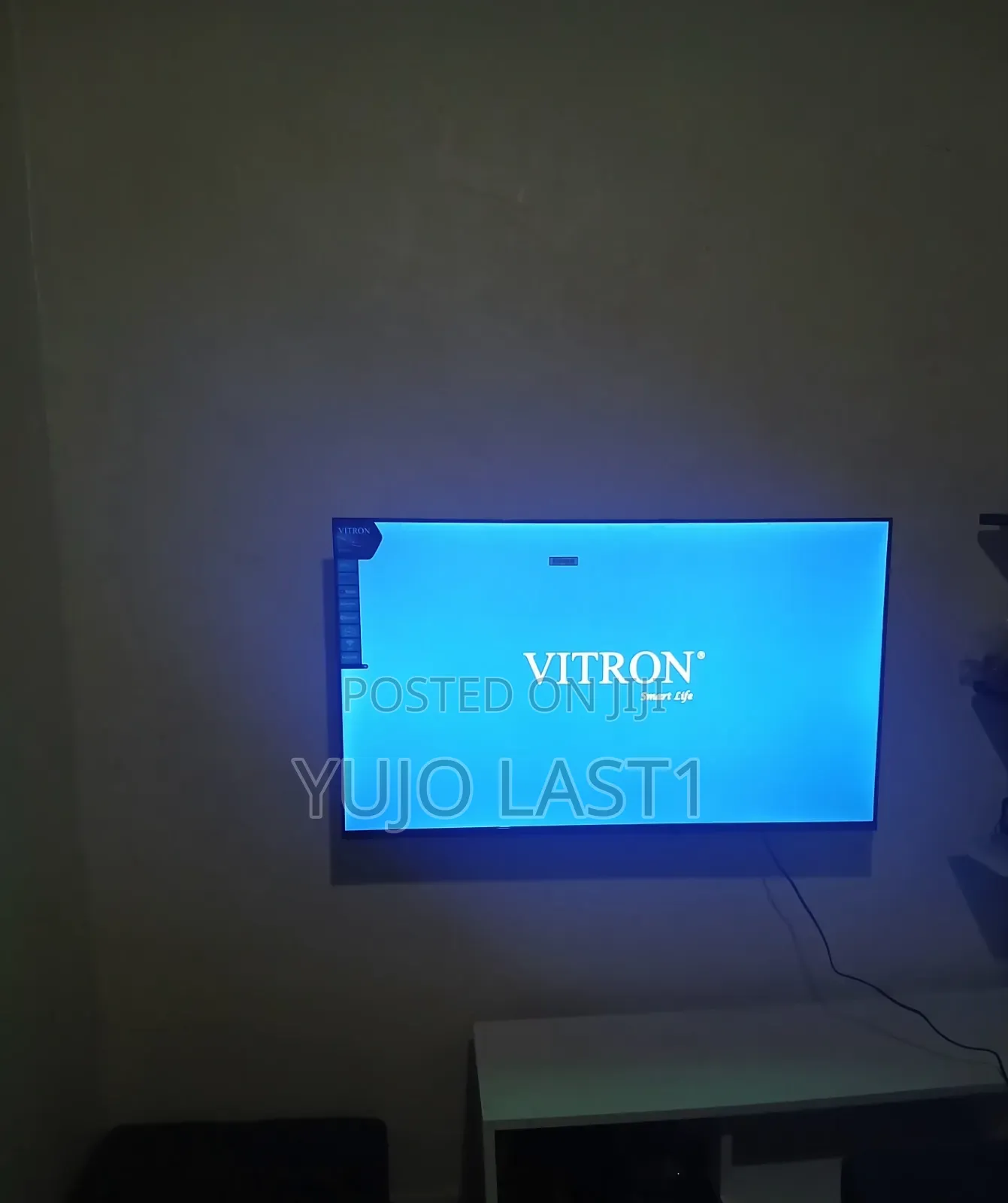 Vitron 43" QLED Smart Android TV
